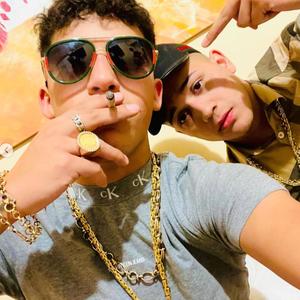 Pensándote (feat. Giuliano Yankees) (Explicit)