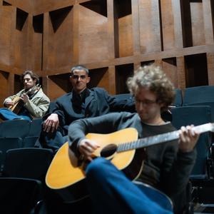 Envencilhado (feat. Ricardo Pavão & Paulo Afonso)