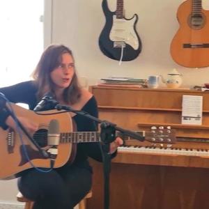 Una nueva tierra (feat. Lola Asensio)