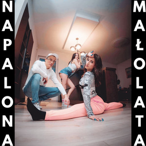 NAPALONA MAŁOLATA