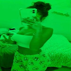 FREE NAZ BUT IM SMOKIN NAZ (Explicit)