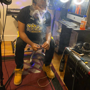 GOT ME STARTED (feat. Mikie Skinnz & Boss Scotty) (Explicit)