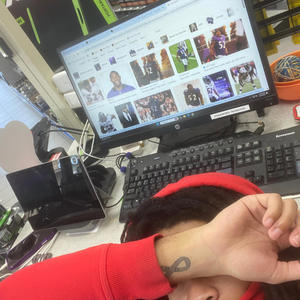 RayE LeWisS (prod. squirlbeats) (Explicit)