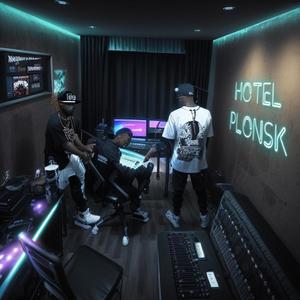 Hotel Płońsk (feat. Wajto, Mati Mucho, Fifi, davidoff & Antek) (Explicit)