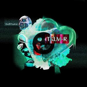 Roll My Kush And Fly