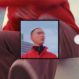 Jean Tassy - + 1 Minuto