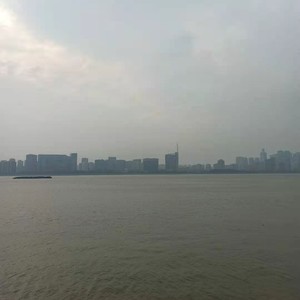 晚归的船 (伴奏)