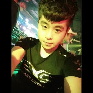 别笑了眼泪都快掉了