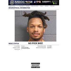 Bizz Free. (Explicit)