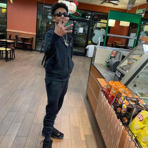 GrimeyFinesse - wahgwan (feat. MandoThaLoc) (Explicit)