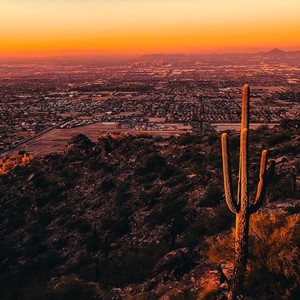Arizona (feat. Rick Blaze & Dawness) [Explicit]