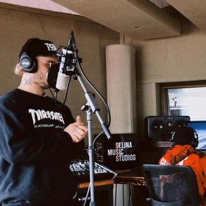 Carpe Diem (Live at Selina Music Studios|Explicit)