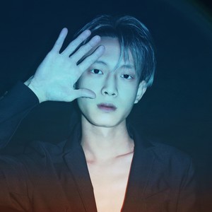 犯贱 (Live)封面