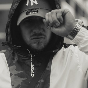 Még Bírom (Explicit)
