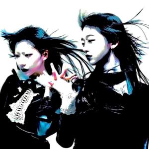 ESCAPISM (feat. removeface) (Explicit)