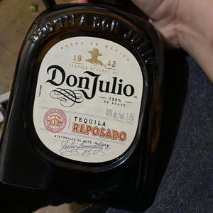 Lets Dance (feat. Sammy Sosa & Siri Rollaxk) (Explicit)