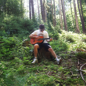 Wojtula - hello (Explicit)