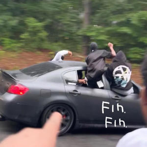 Niccas hating (feat. Luhk2) (Explicit)