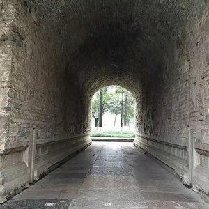 烟雨南京 (新版)