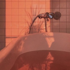 Bathtub