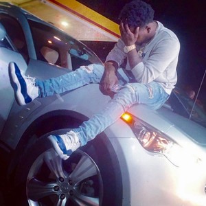 GRAVE DIGG3R (feat. BIG30) (Explicit)