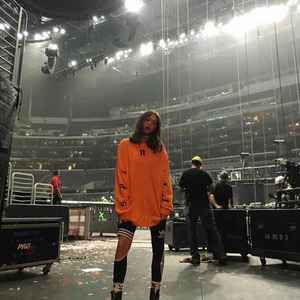 哪有什么一见钟情