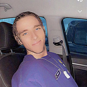 Whoa (feat. Tzan) (Explicit)