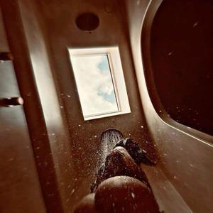 VAI NO CHÃO (feat. JOÃO LT) (Explicit)