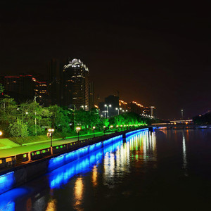 乘风破浪向你飘