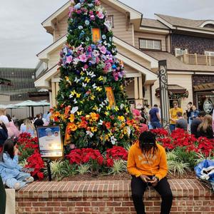 Rose Gold (feat. J.I) (Explicit)