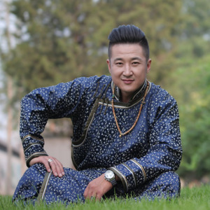 巴达荣贵 - 美丽