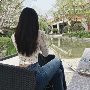 唐玉 - 凤家战歌 (伴奏)