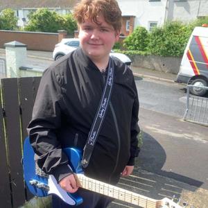 Fruity Vape, Vol. 18 (feat. Craigpat1 & DylanHunter) (Explicit)