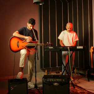 Don't Make Me Wait (Live)