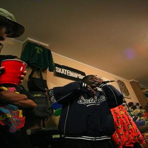 Smokin Purple (feat. Yaphiet) (Explicit)