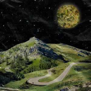 Giovane Six - €€€ (Explicit)