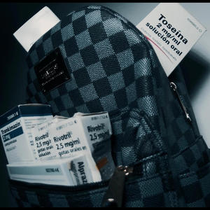 FaceTime (feat. XannyDay, prod. antoac & Uboatrash) (Explicit)