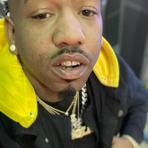 HANDSOME (feat. KING TIM & MIKE MONEY) (Explicit)