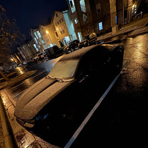 Ghost (feat. EBKTezz) (Explicit)