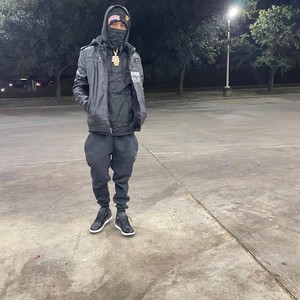 Looking for love (Explicit)