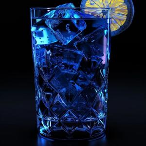 Pour Up (feat. Shaun VI) (Explicit)