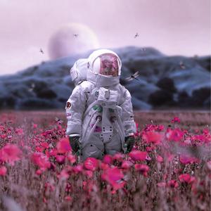 Space Woman(feat. Phehello)