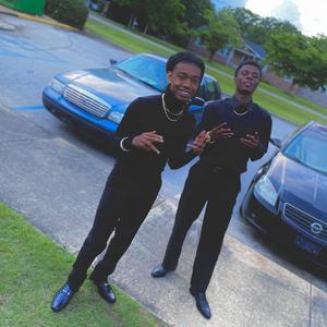 Go Grazy (feat. FnpTezzG) (Explicit)