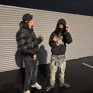 SIT BACK (feat. LULMANNY) (Explicit)