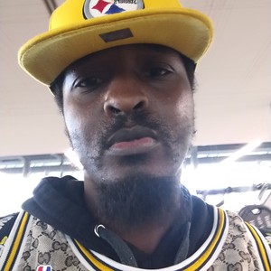 Real One(feat. Malachiae Warren) (Explicit)