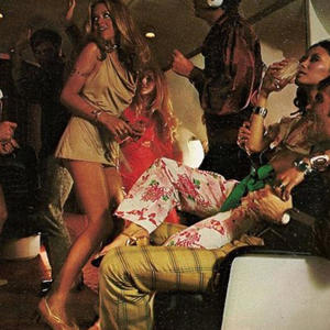 Groovy (feat. LulDraxko) (Explicit)