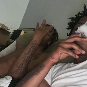 Paralyzed (feat. Lil Acie) (Explicit)