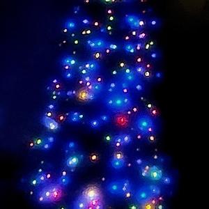 Happy Xmas (War Is Over) (feat. Autumn Black, Benjamin Bruno, Ace Perkins, Ethan Manders, Mason Kalet, Anisa Parekh, Mirabelle Lowes, Lauren Matusz, Lily Mittleman, Steven Mineweaser & Laura Abercauph)