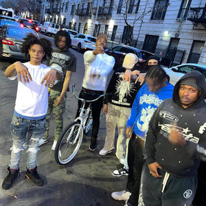 Fries Bussin (feat. Dee Play4Keeps, Aj Wvtts & White Mh) (Explicit)