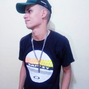 Novinha Treinada (Explicit)
